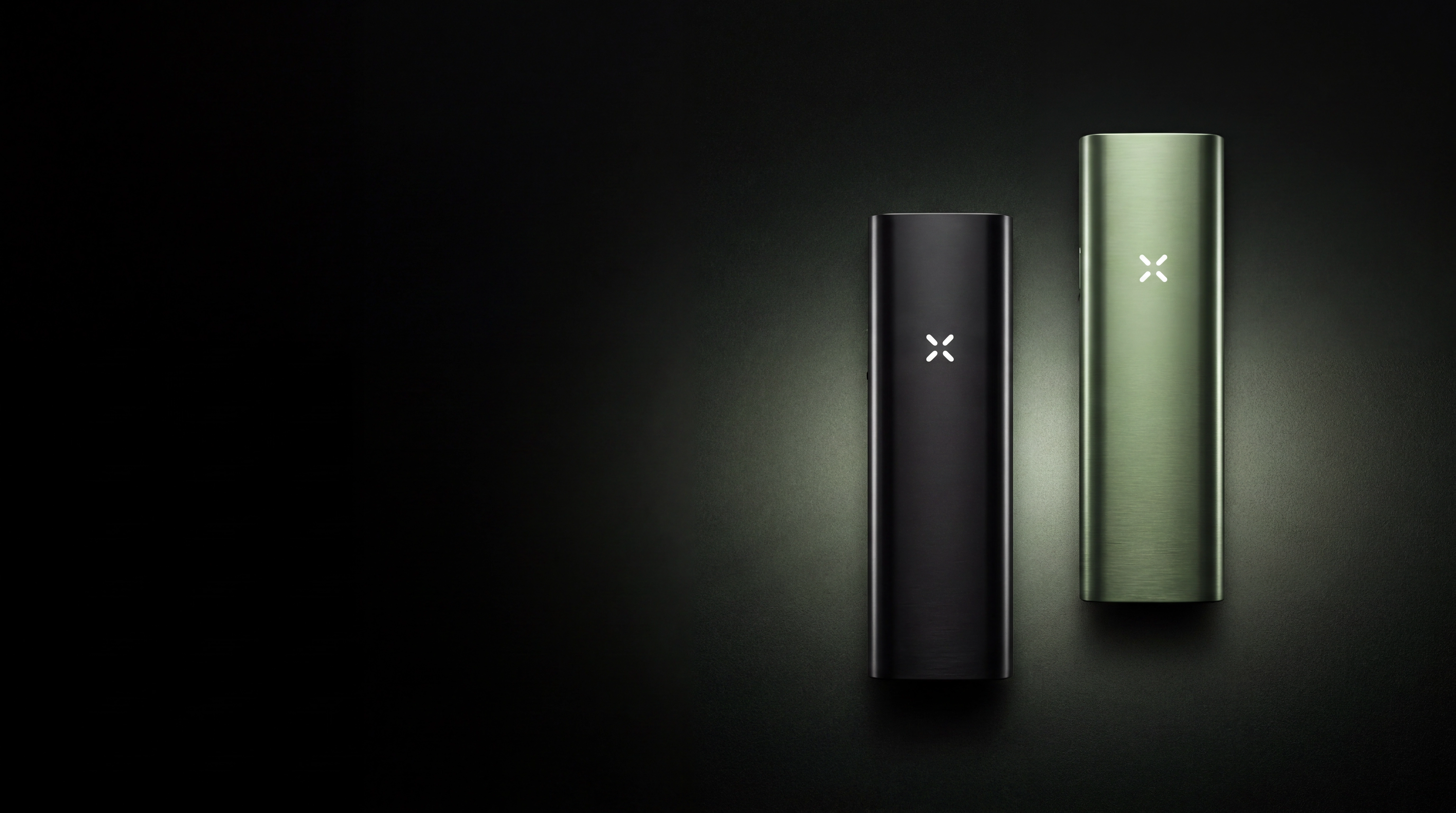 PAX FOUR in Onyx and Greenstone on a dark backdrop